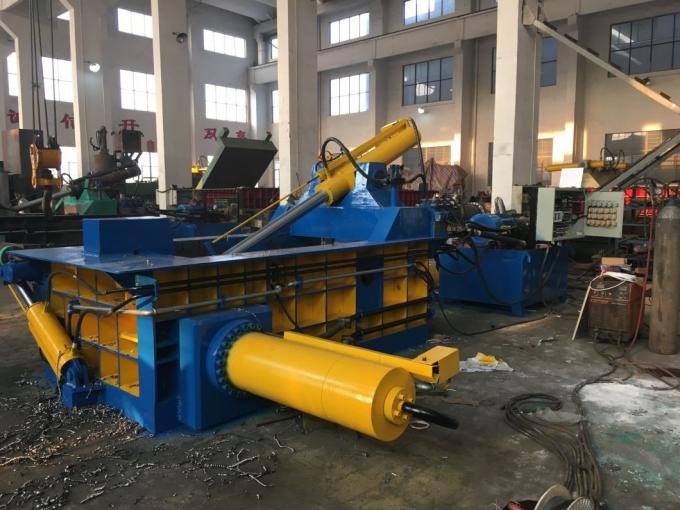 Y81 시리즈 160T 유압 스크랩 번들 프레스 기계 4