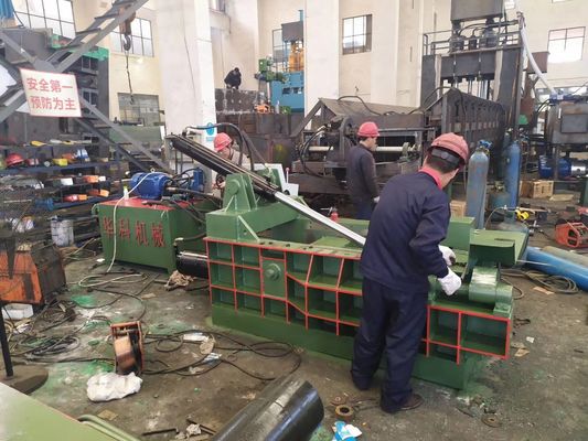 주문 Y81 시리즈 유압 스크랩 나르는 프레스 기계 160 톤 online manufacture